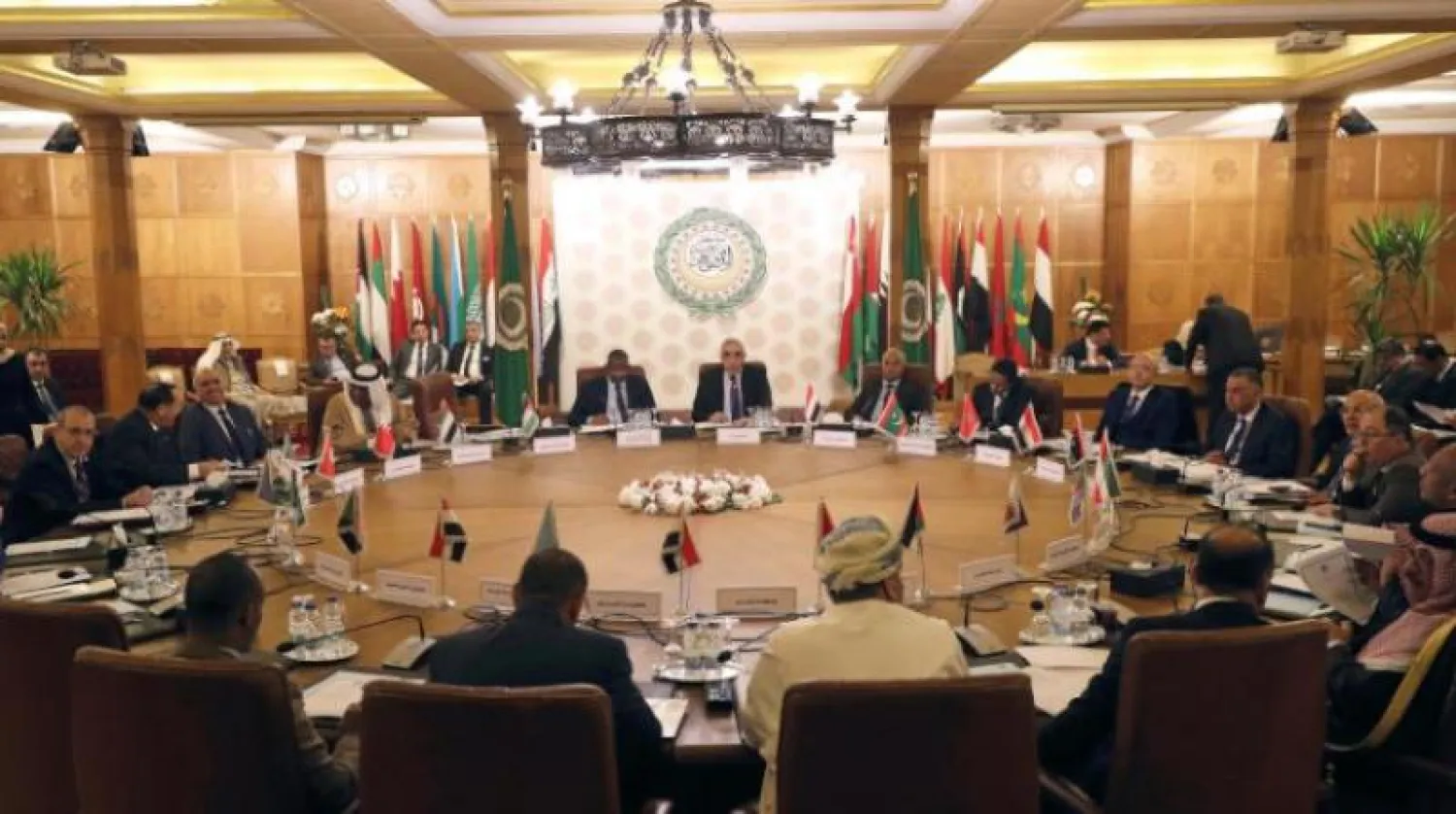 ممثلو الدول العربية خلال انعقاد جلسة طارئة (أرشيفية - رويترز)