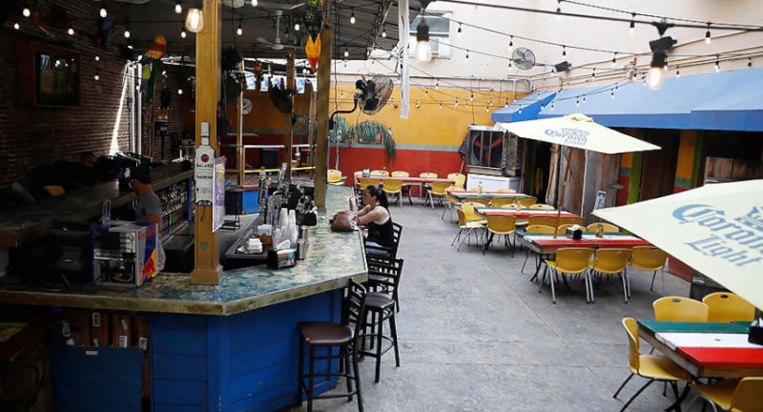 توقعات بارتفاع البطالة إلى مستويات لم تشهدها أميركا منذ الكساد الكبير عام 1929 (أ.ب)