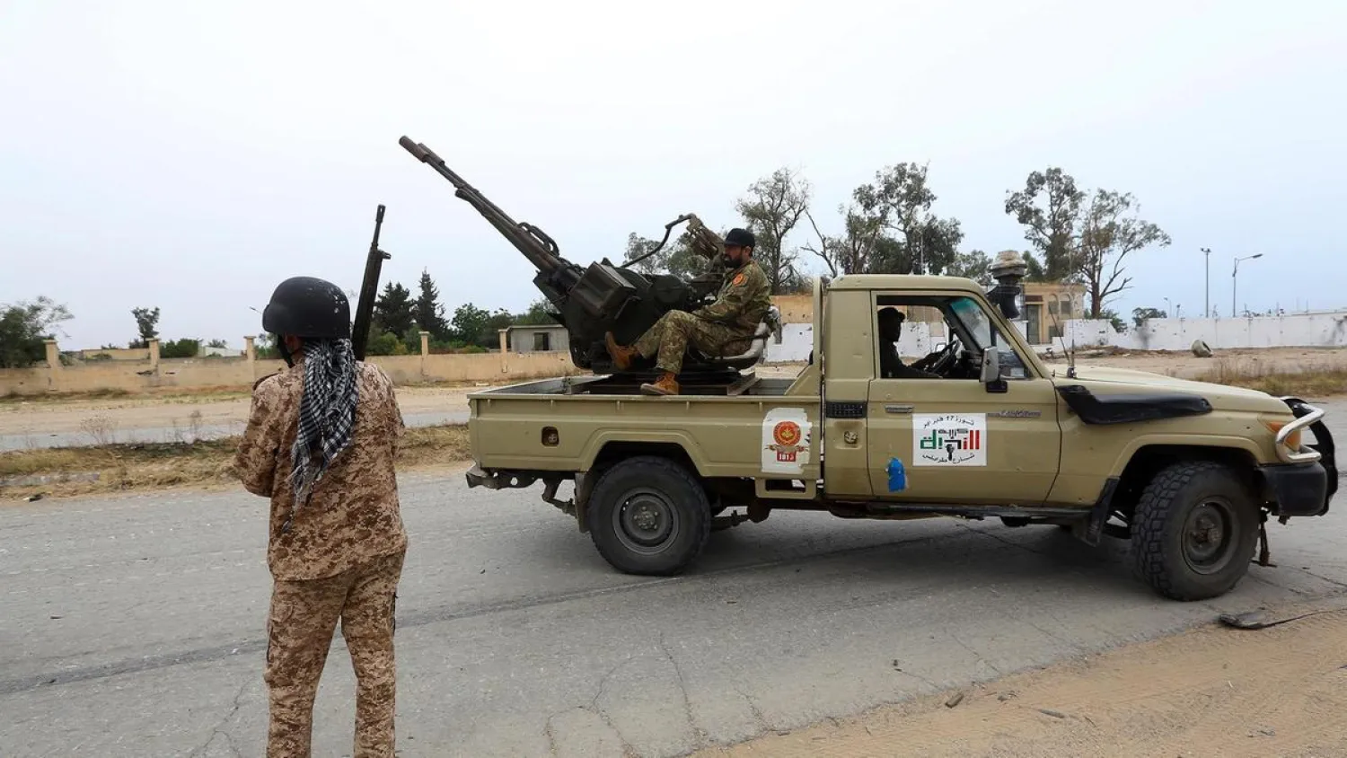 LNA and GNA forces clash south of the capital in Libya. (AP file photo)