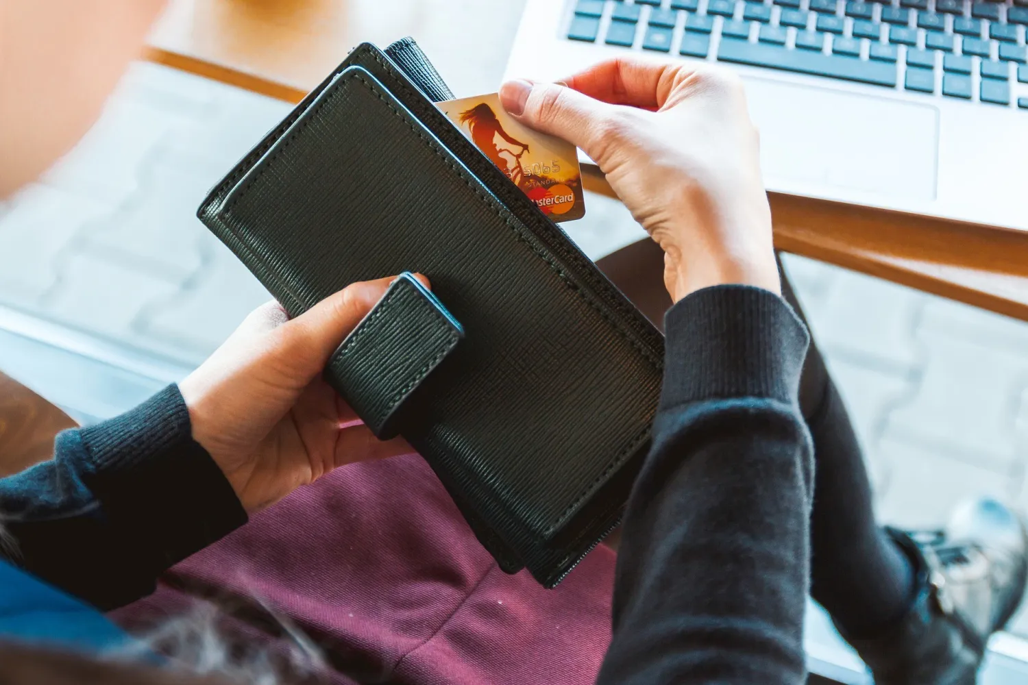 Türkiyede e-ticaret hacmi 83,1 milyar TL’ye ulaştı