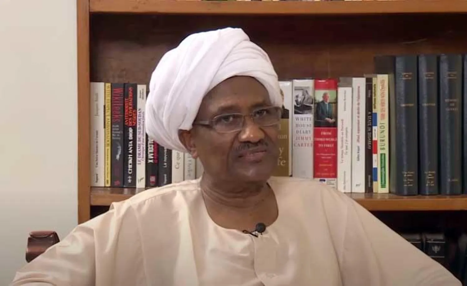 الدبلوماسي السوداني نور الدين ساتي (وسائل إعلام سودانية)