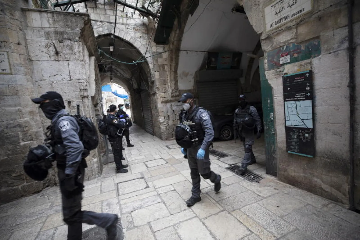 عناصر من الشرطة الإسرائيلية في البلدة القديمة بالقدس (أرشيفية - إ.ب.أ)