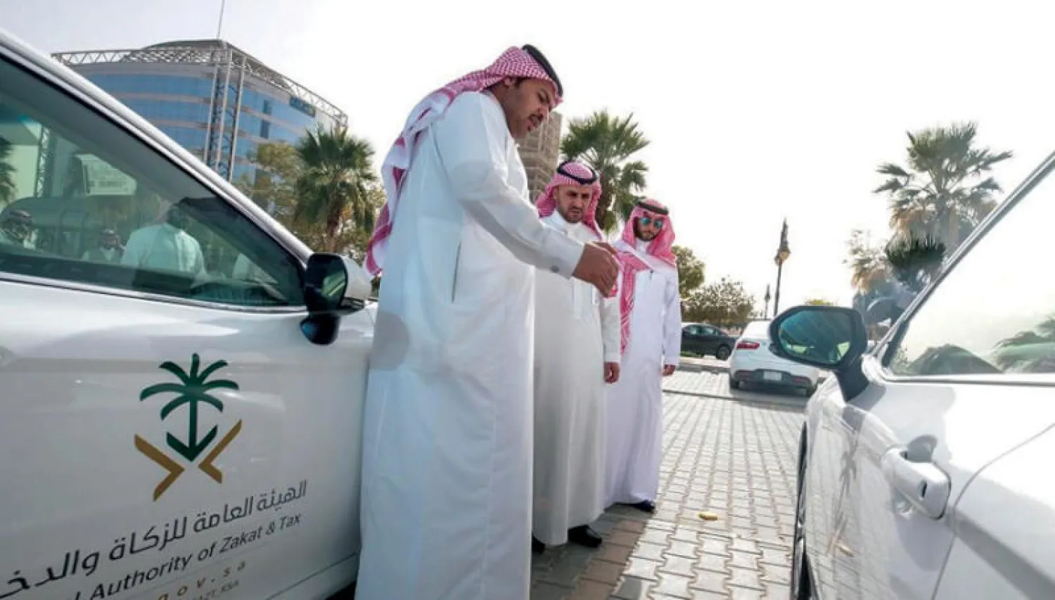 هيئة الزكاة والدخل السعودية تقدم حزمة مبادرات لتحفيز القطاع الخاص في مواجهة «كورونا» (الشرق الأوسط)