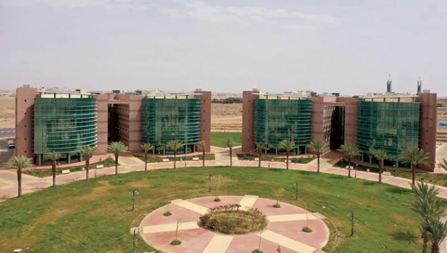 توطين رأس المال البشري وتطوير القدرات أبرز أهداف الأكاديمية