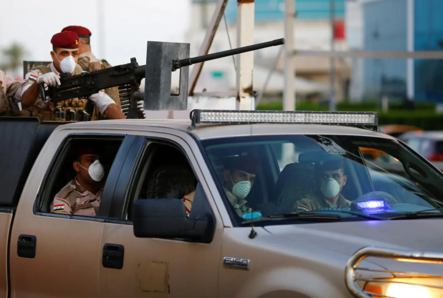 عناصر من قوات الامن العراقية في بغداد (رويترز)