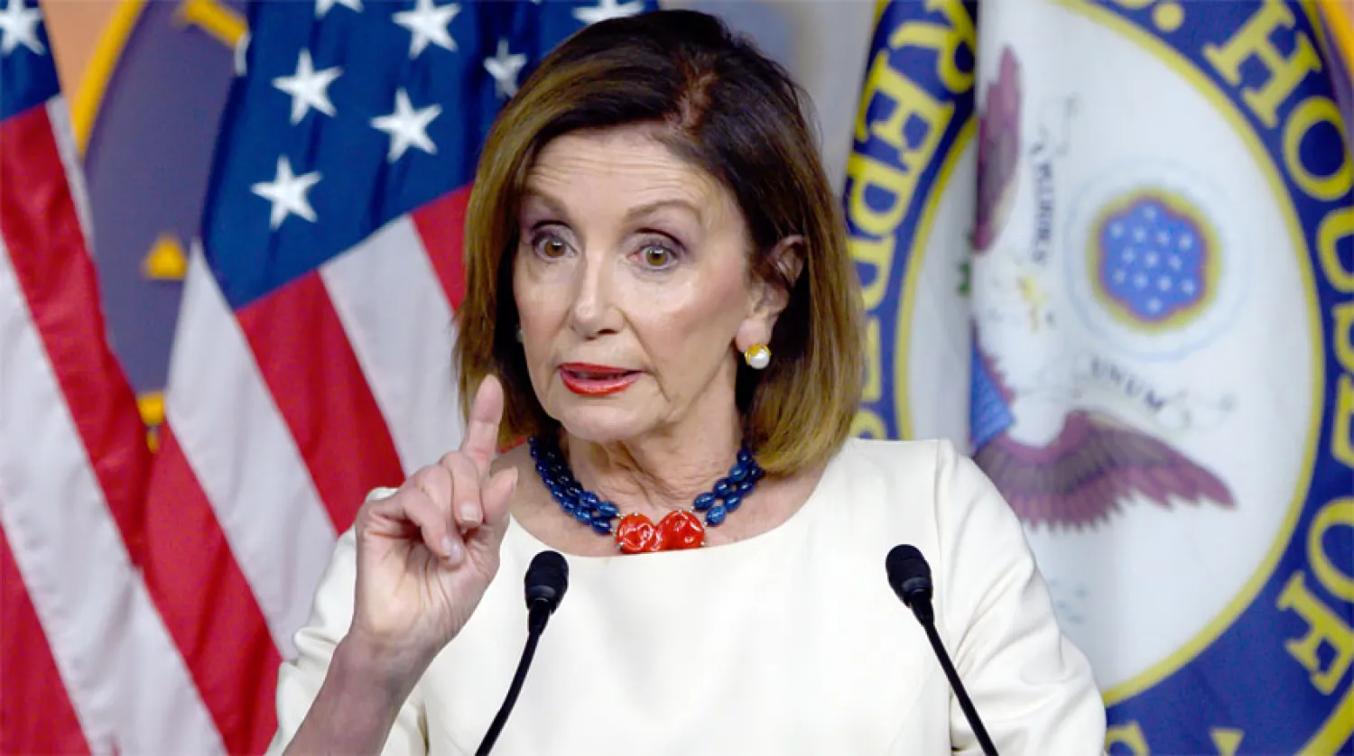 بيلوسي تتهم البيت الأبيض بمحاولة إخفاء حقائق الفيروس عن الكونغرس