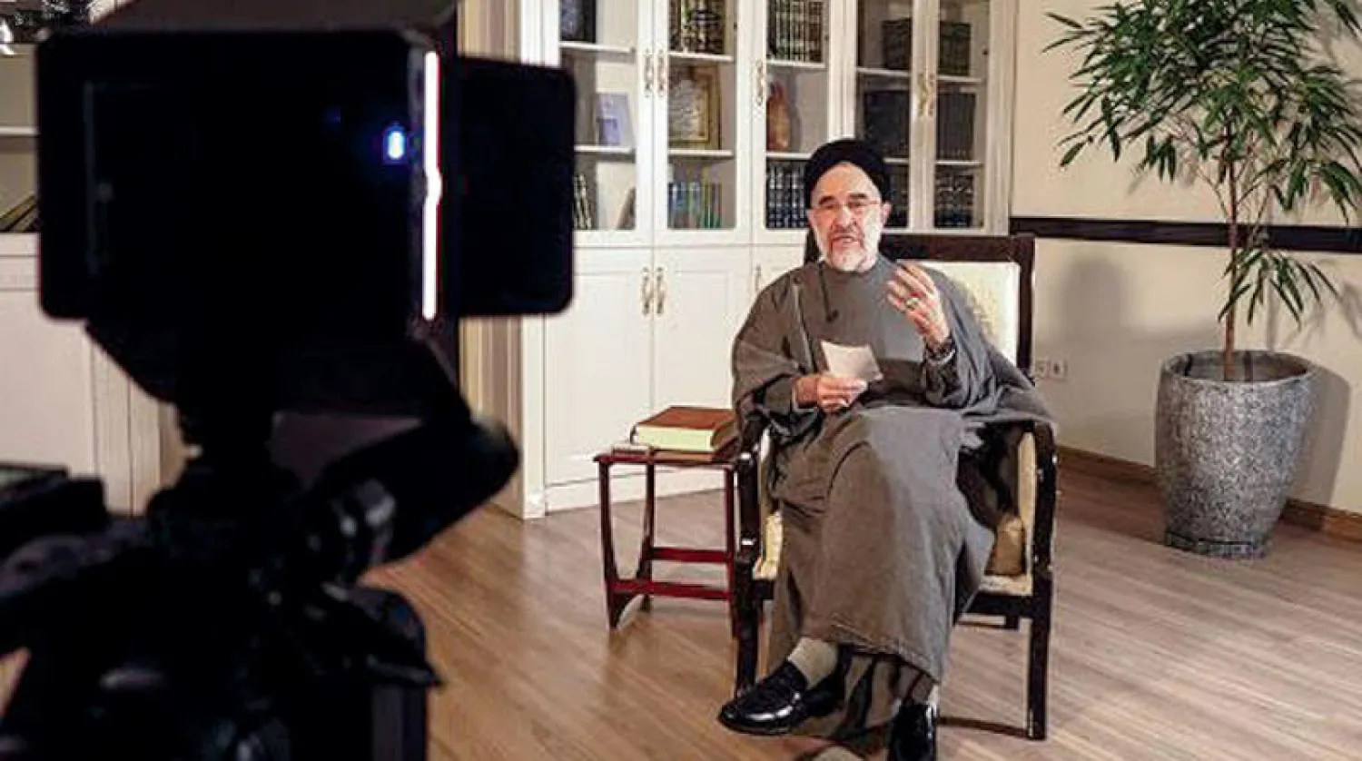 الرئيس الإصلاحي الأسبق محمد خاتمي في تسجيل فيديو جديد أول من أمس (موقع خاتمي)