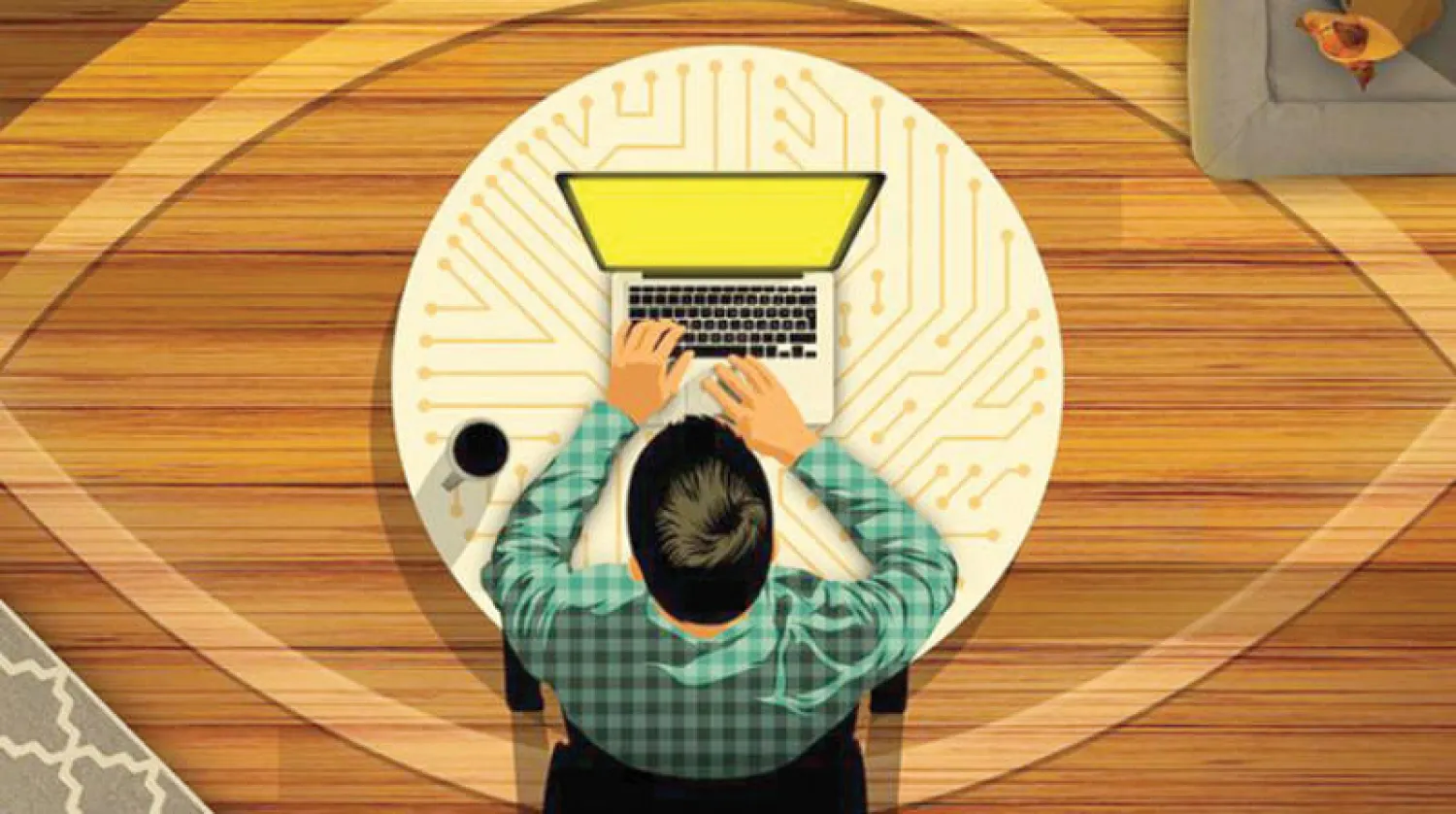كيف يراقبنا المديرون أثناء العمل من المنزل؟