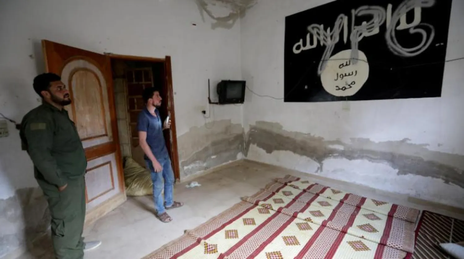 Suriye’de baskın yapılan DEAŞ merkezlerinden biri (Reuters)