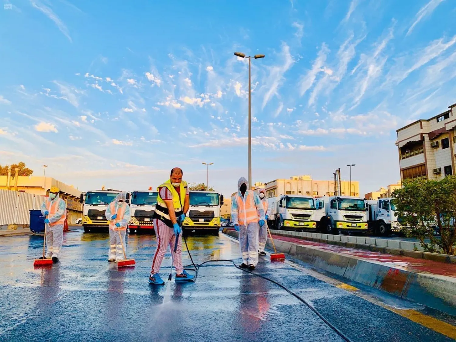 Teams disinfect public spaces in Jeddah, Saudi Arabia. (SPA)