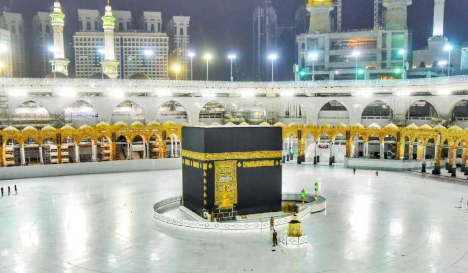 ساحة المطاف كما تبدو خالية من المصلين (واس)