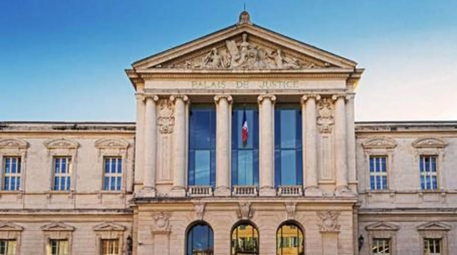 محكمة عدل الجمهورية تنظر في دعاوى ضد وزراء فرنسيين على خلفية أزمة «كورونا»