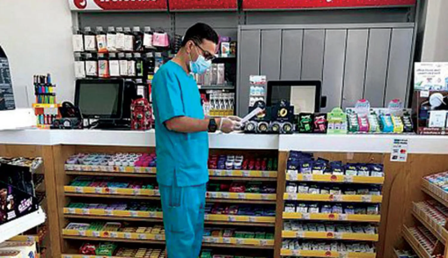 جولات رقابية سعودية في منافذ التموين (واس)