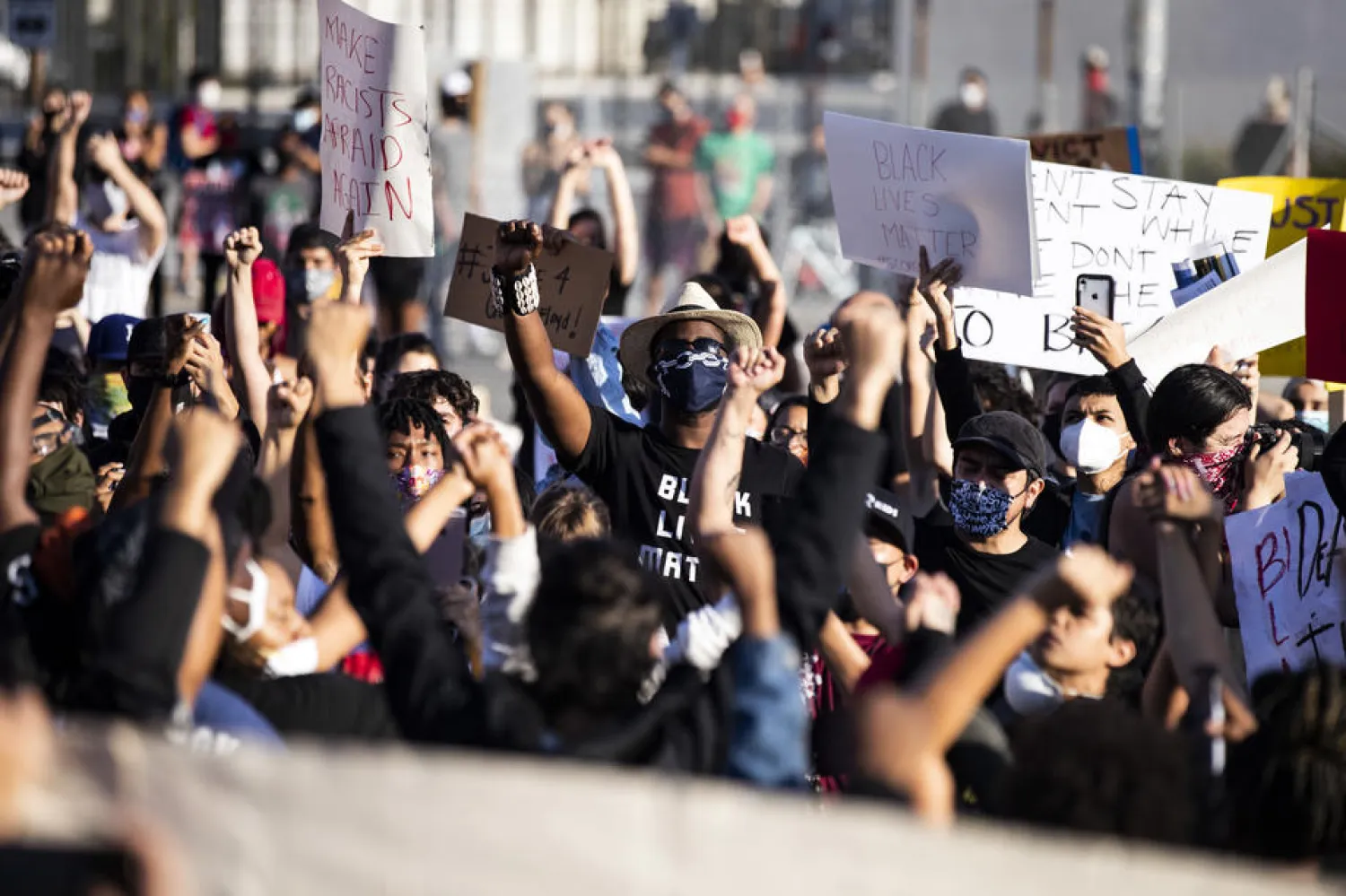 ABD kaynıyor: Irkçılık karşıtı protestolar ülke geneline yayıldı