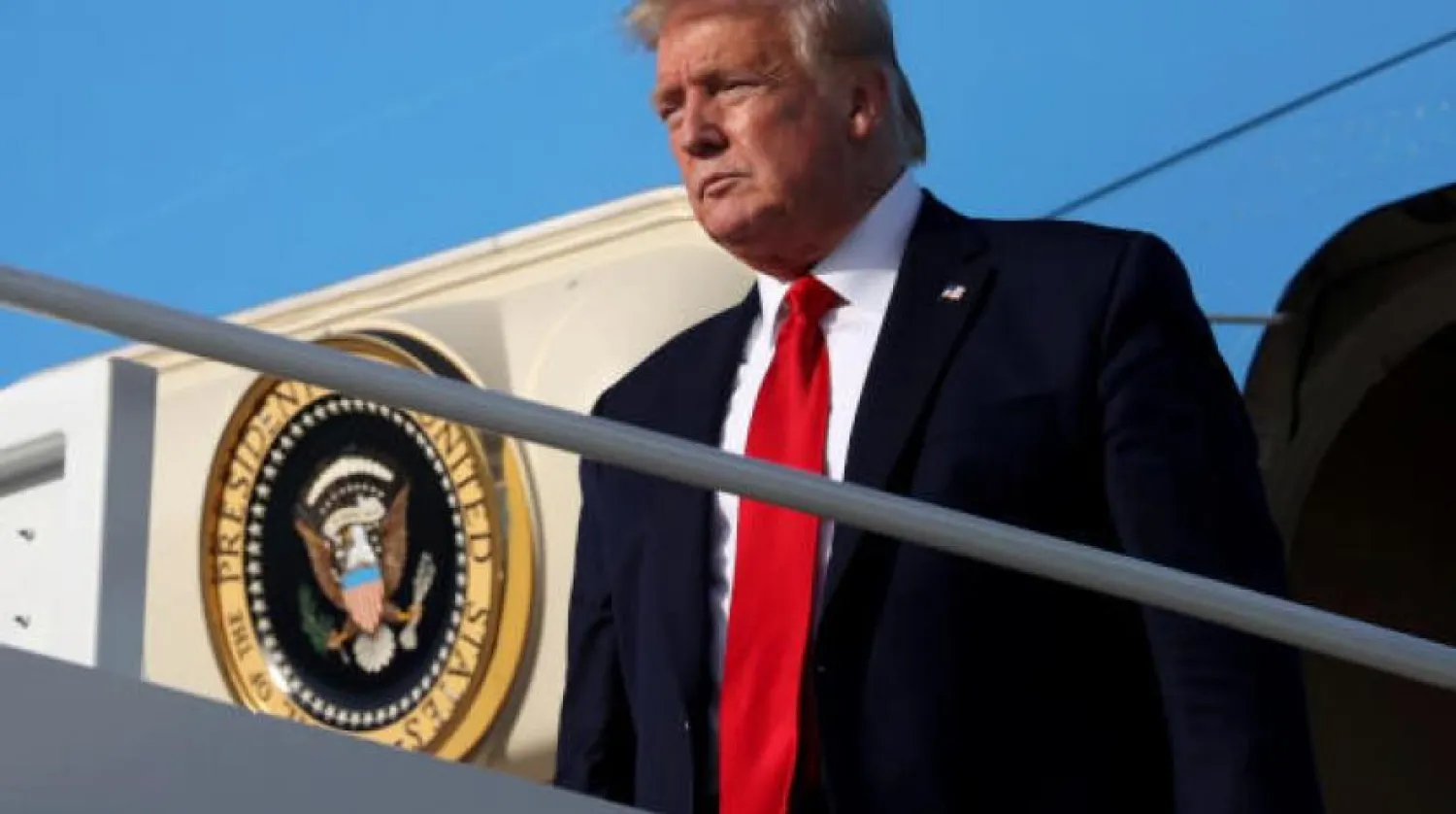 ABD Başkanı Donald Trump sosyal medya araçlarını muhafazakar sesleri susturmak ile itham etti (Reuters)