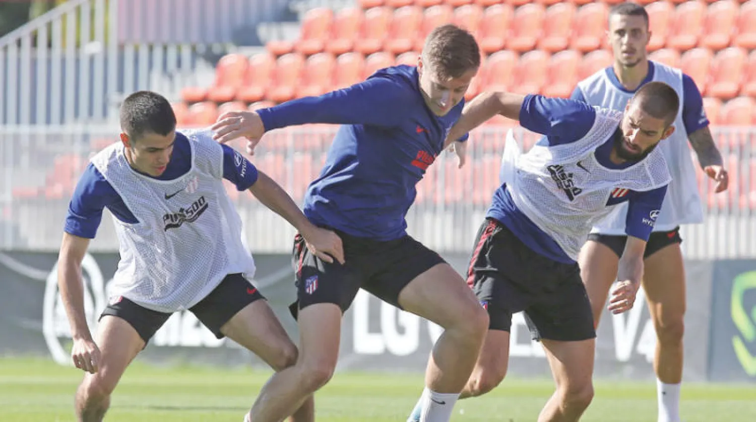 لاعبو أتلتيكو مدريد يستعدون لاستئناف النشاط الكروي (إ.ب.أ)