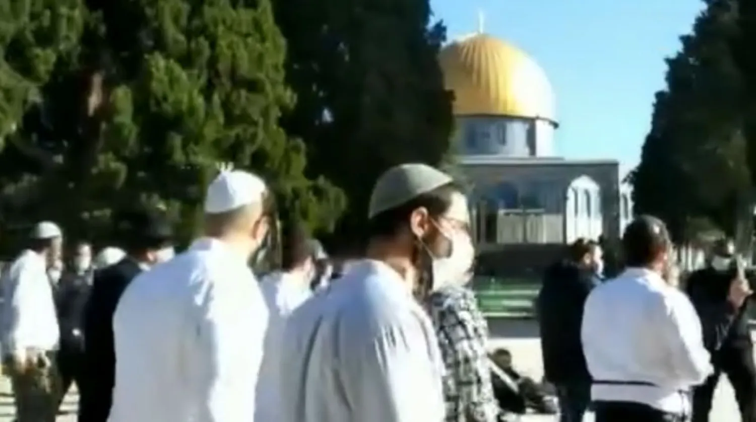 Fanatik Yahudiler, Mescid-i Aksa'ya açılır açılmaz baskın yaptı