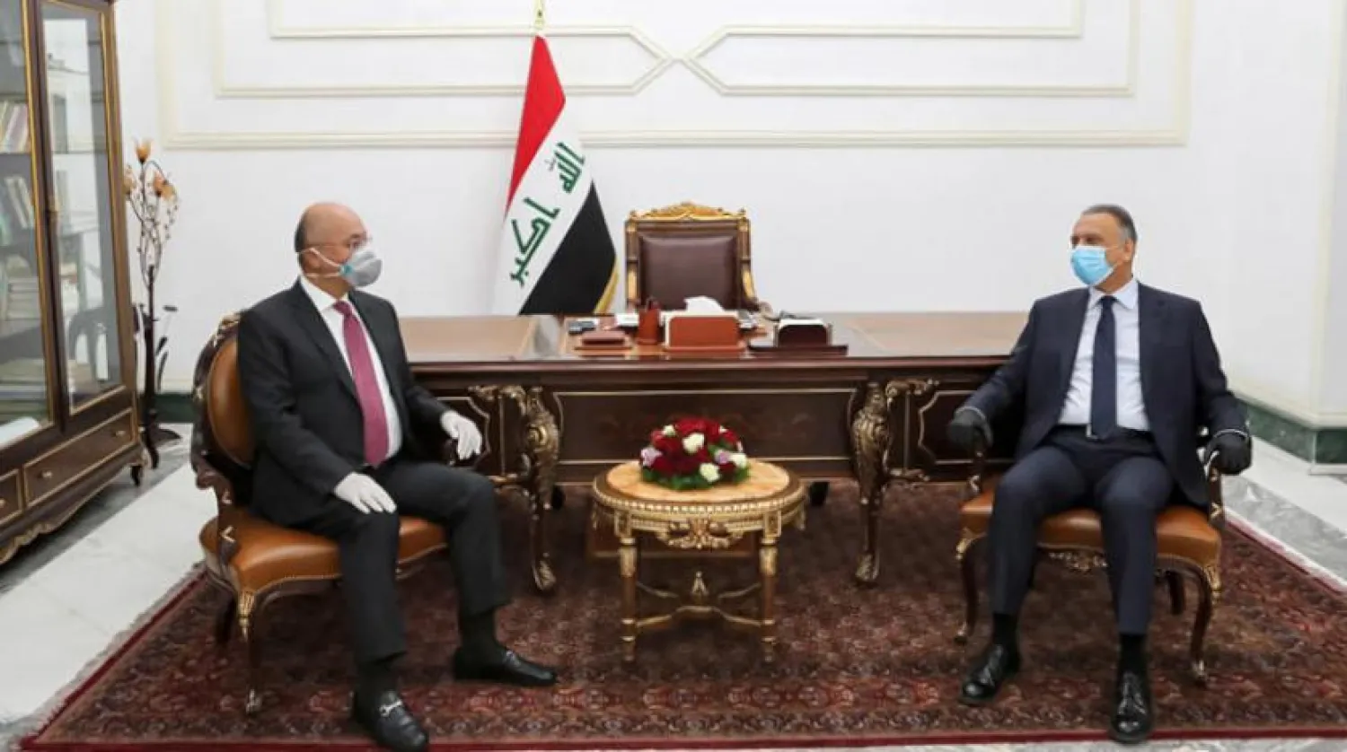 Irak Başbakanı Mustafa el-Kazimi, hafta sonu Cumhurbaşkanı Berhem Salih ile bir araya geldi (AFP)