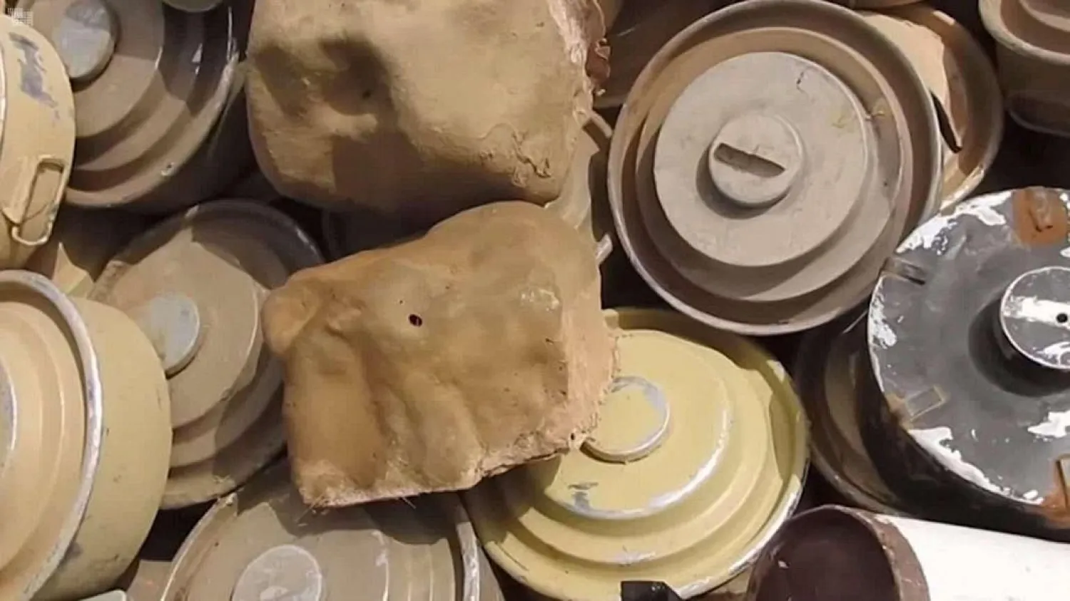 Houthis mines in Yemen via SPA