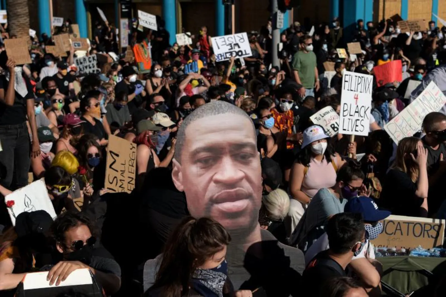 جانب من الاحتجاجات الأميركية على مقتل جورج فلويد (أ.ف.ب)