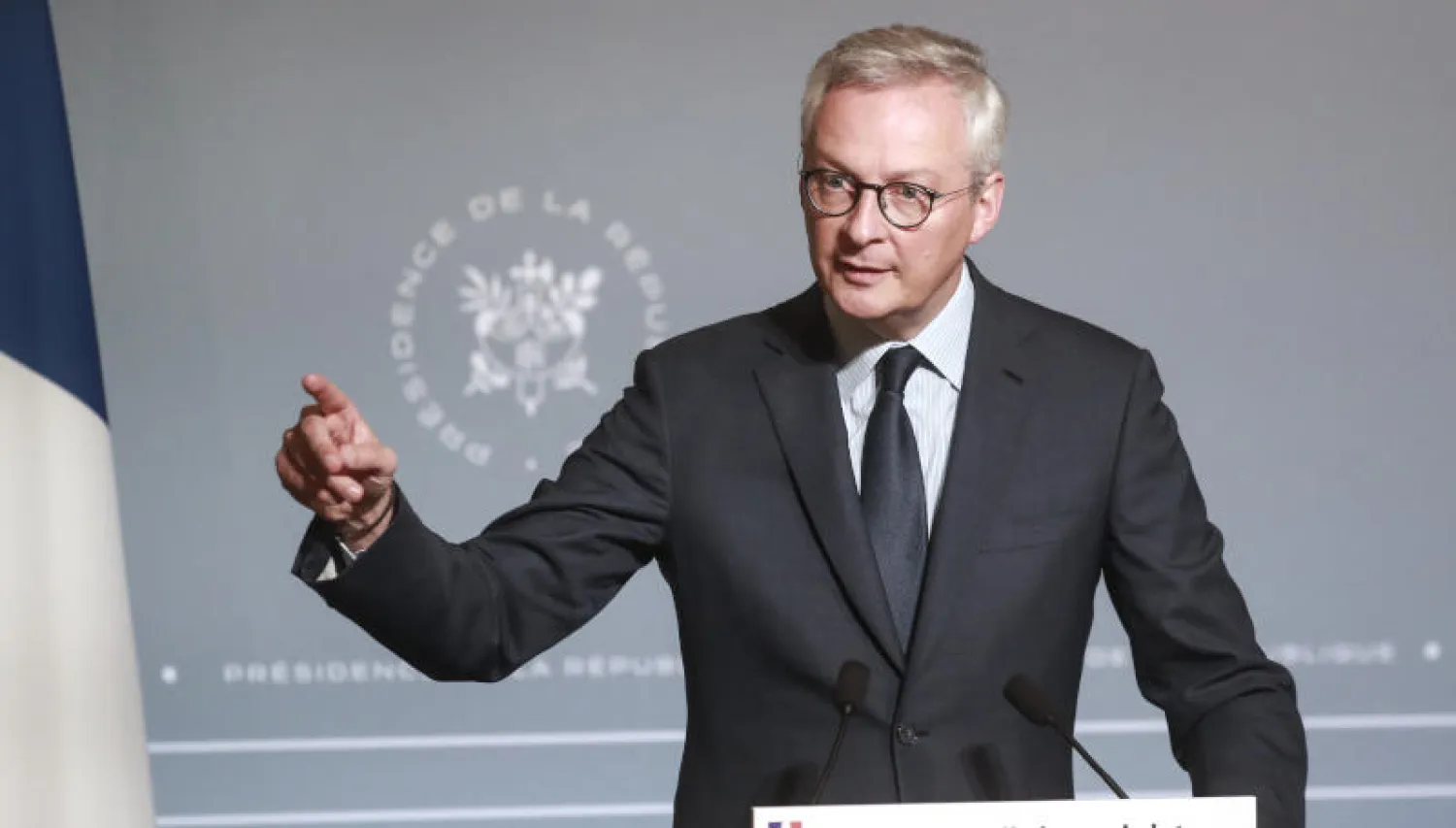 وزير الاقتصاد الفرنسي برونو لومير (أ.ب)