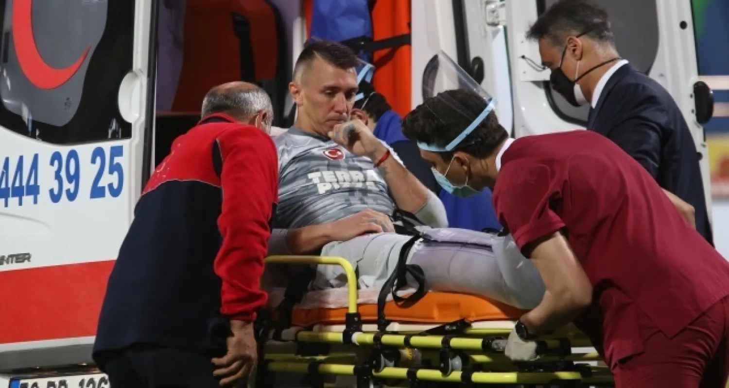 UEFA'dan Muslera'ya moral paylaşımı