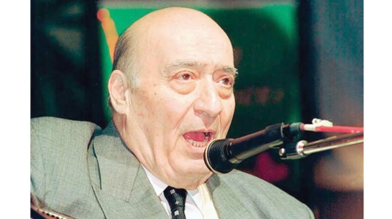 الفنان الراحل وديع الصافي