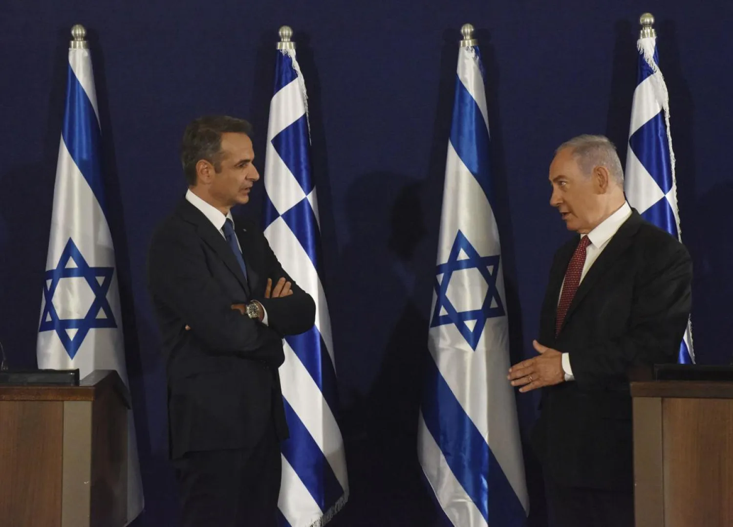 Israeli Prime Minister Benjamin Netanyahu, right, and Greek Prime Minister Kyriakos Mitsotakis give joint statements in Jerusalem, Tuesday, June 16, 2020. (AP)