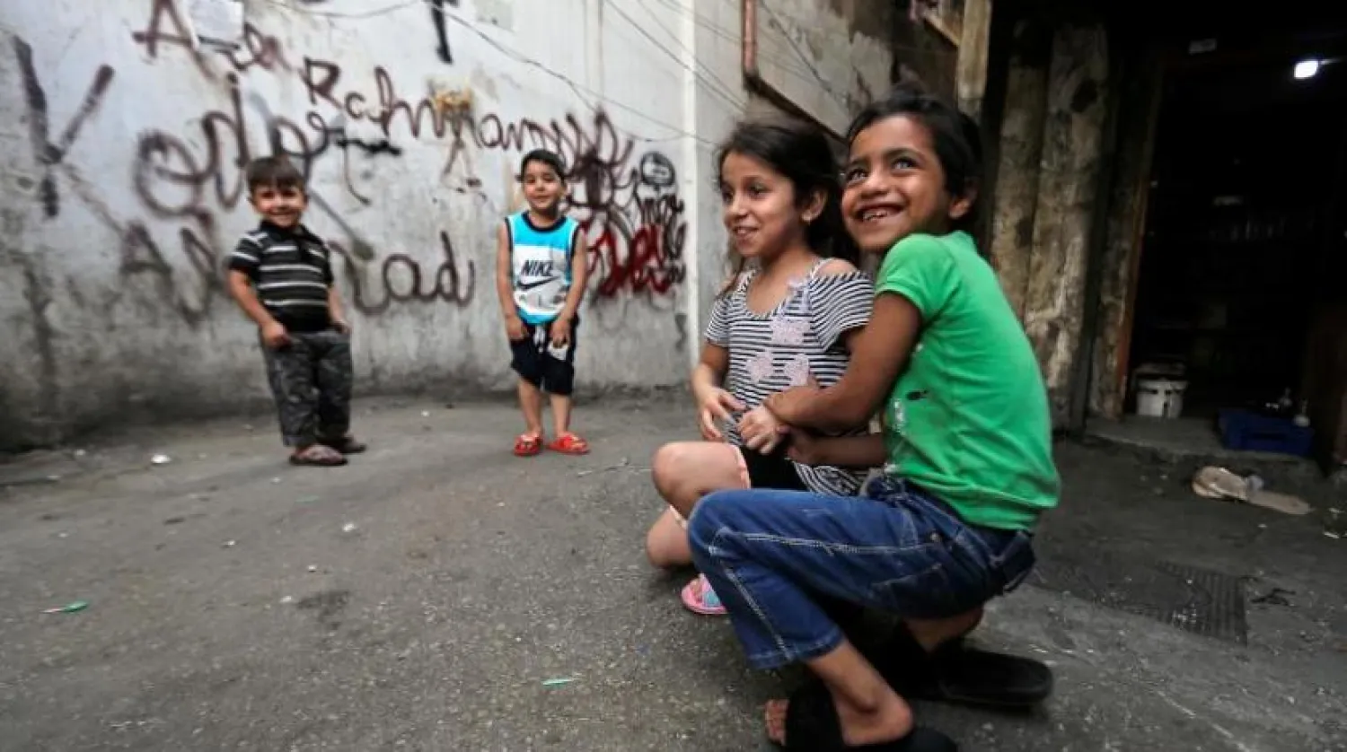 Bab et-Tebane semtindeki bir sokakta oyun oynayan çocuklar (AFP)