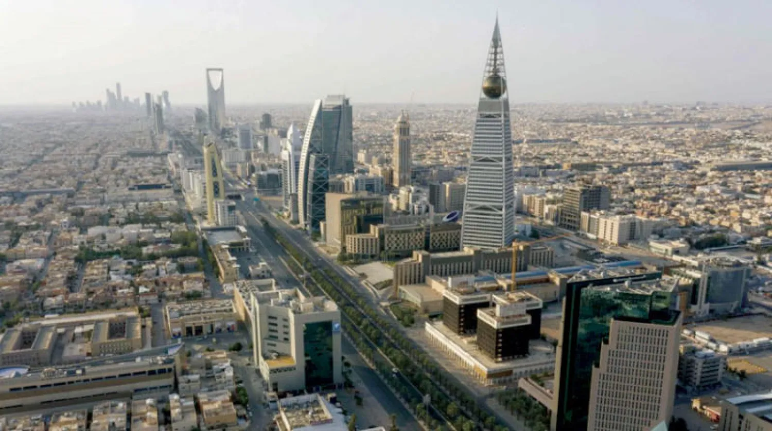 السعودية تعود بالحياة الاقتصادية الاعتيادية لما قبل جائحة {كورونا} بدءاً من اليوم الأحد (أ.ف.ب)
