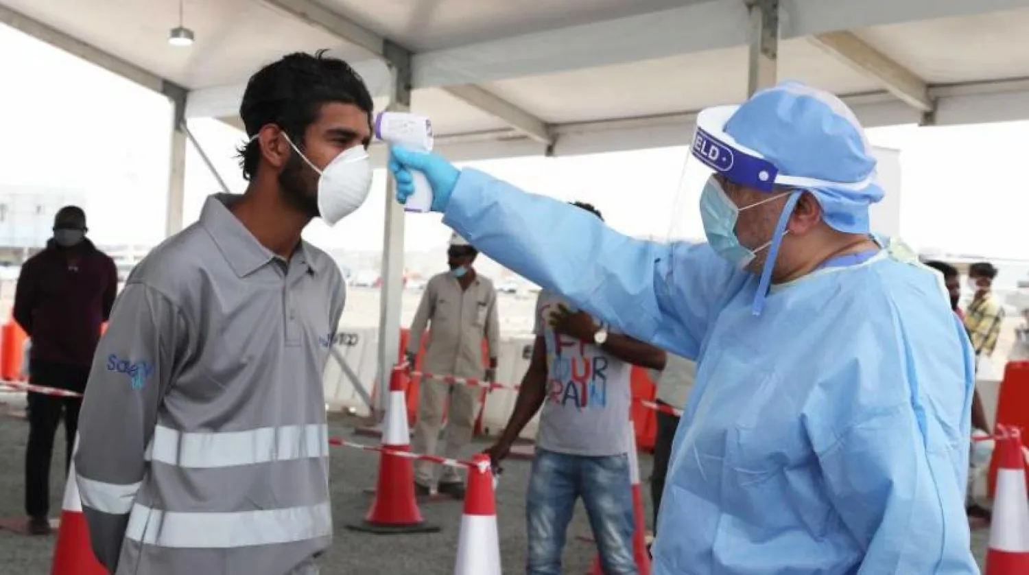 BAE’de sağlık ekipleri tarafından yapılan kontrollerden biri (WAM)