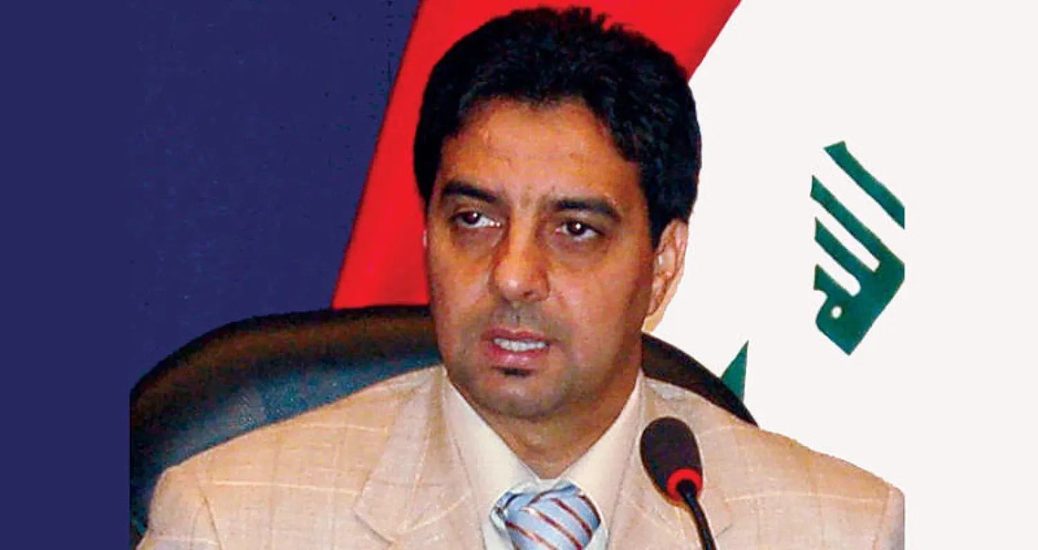 صورة أرشيفية لأحمد راضي التقطت في 9 أكتوبر 2007 بعد أدائه اليمين عضواً في مجلس النواب العراقي (أ.ف.ب)