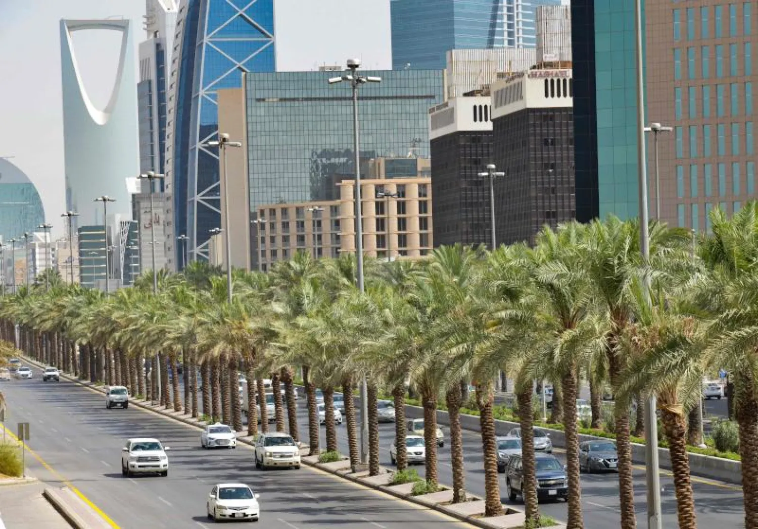 طريق الملك فهد بالعاصمة الرياض (أ.ف.ب)