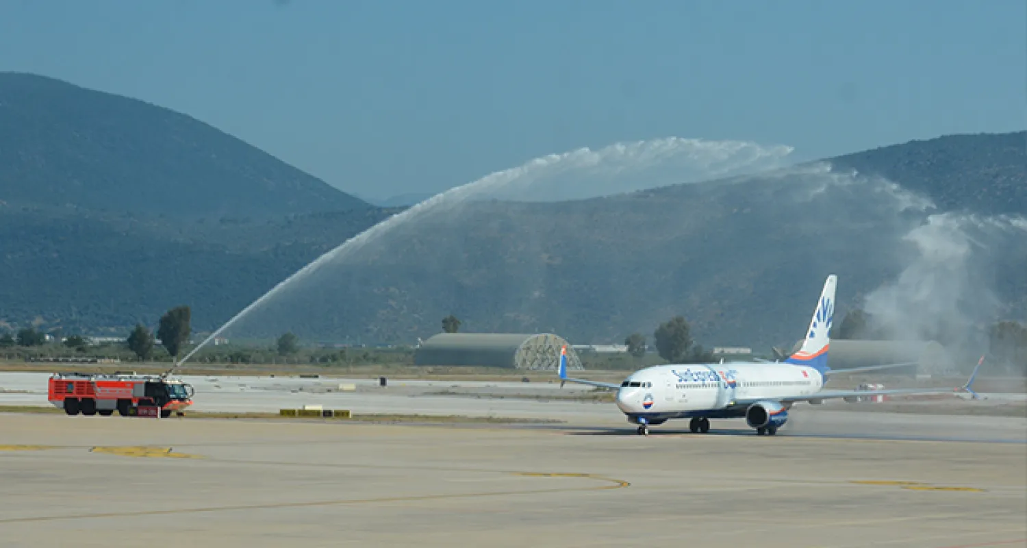Milas-Bodrum'da dış hat uçuşları başladı