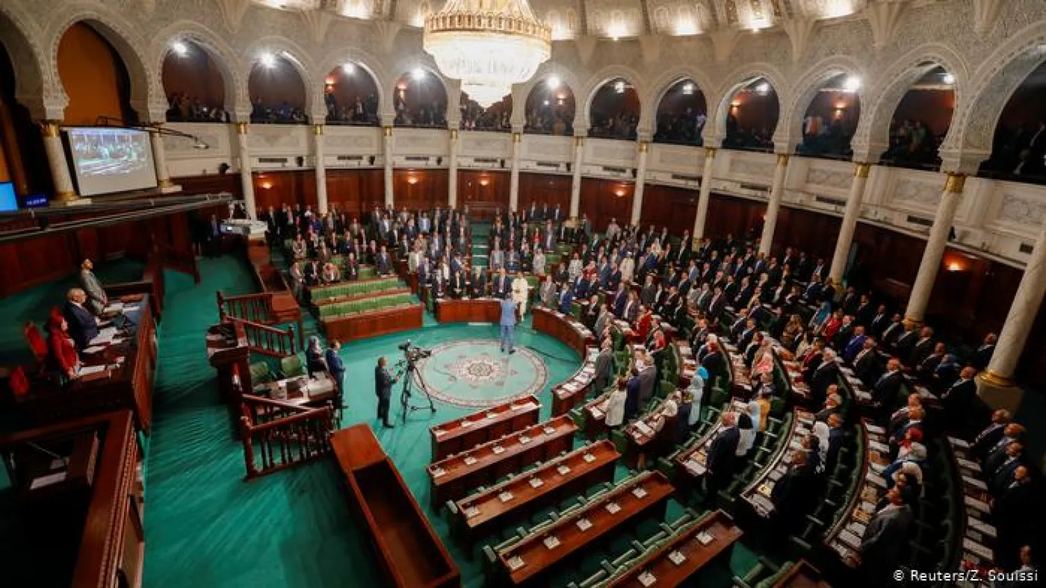 Tunisian MPs Seek to Withdraw Confidence From Fakhfakh