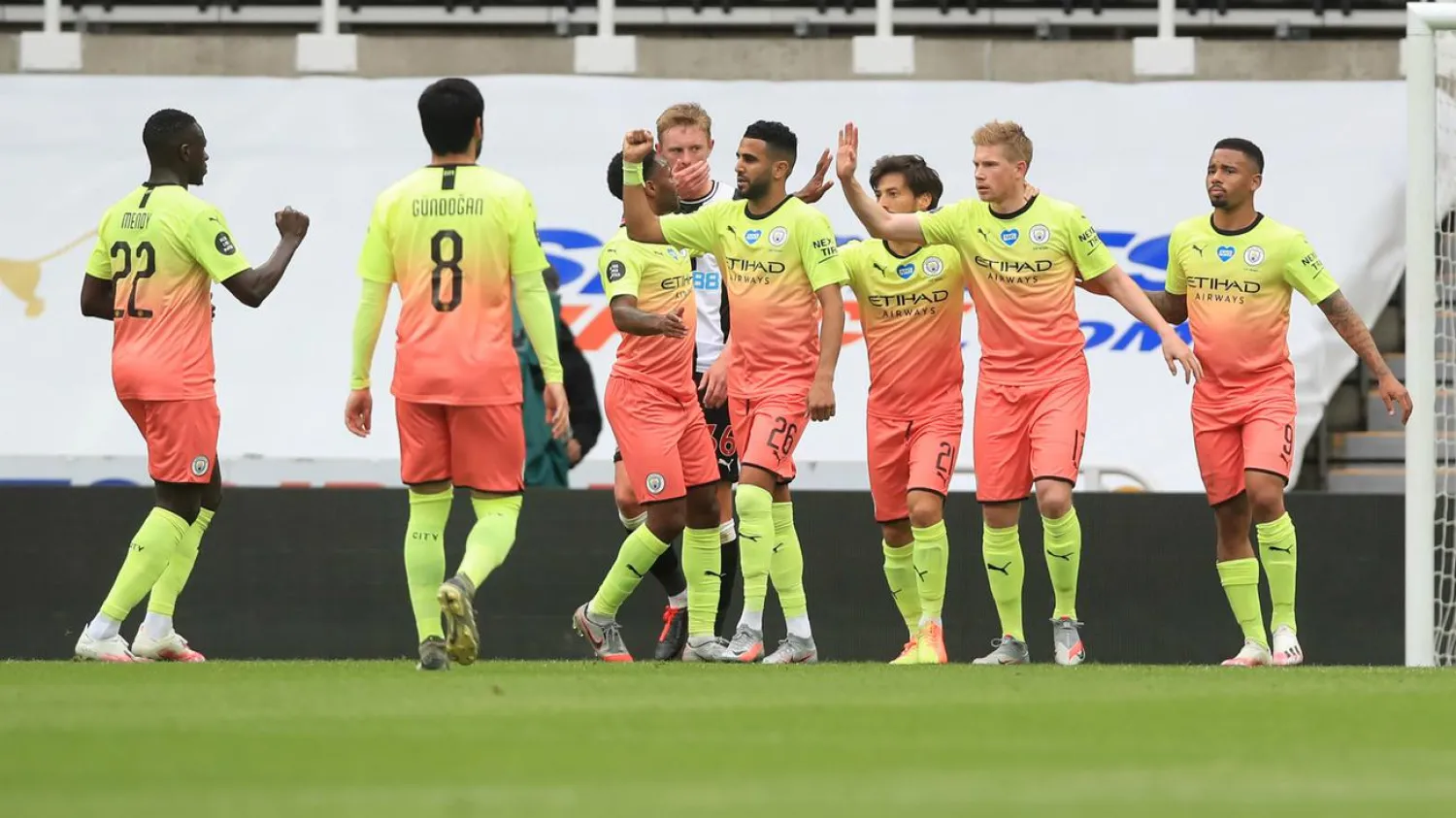 Manchester City reached the FA Cup semi-finals with a 2-0 win over Newcastle United. (Getty Images)