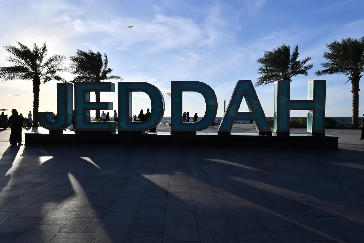People are seen at the Jeddah waterfront after coronavirus restrictions were eased. (SPA)
