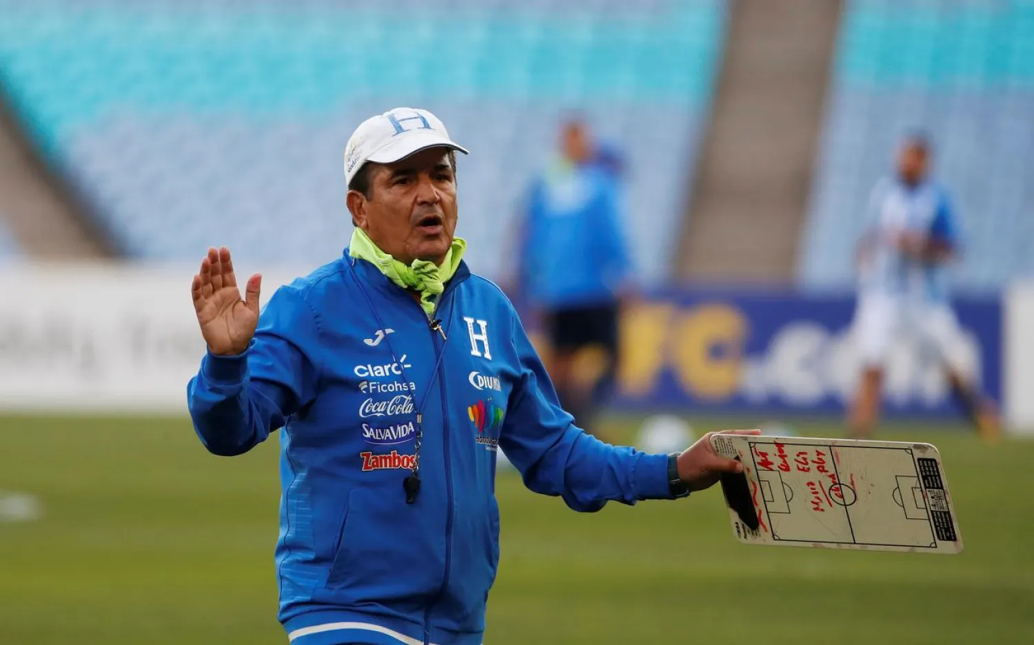 Honduras coach Jorge Luis Pinto from Colombia gestures during a training session ahead of their World Cup playoff against Australia. REUTERS/Daniel Munoz