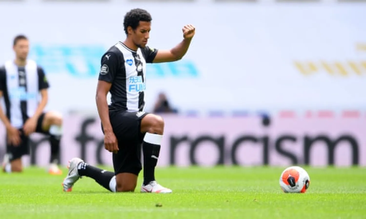  Newcastle United midfielder Isaac Hayden takes a knee at the start of the Premier League match against Sheffield United at St James’ Park on Sunday. Photograph: Laurence Griffiths/AFP/Getty Images
