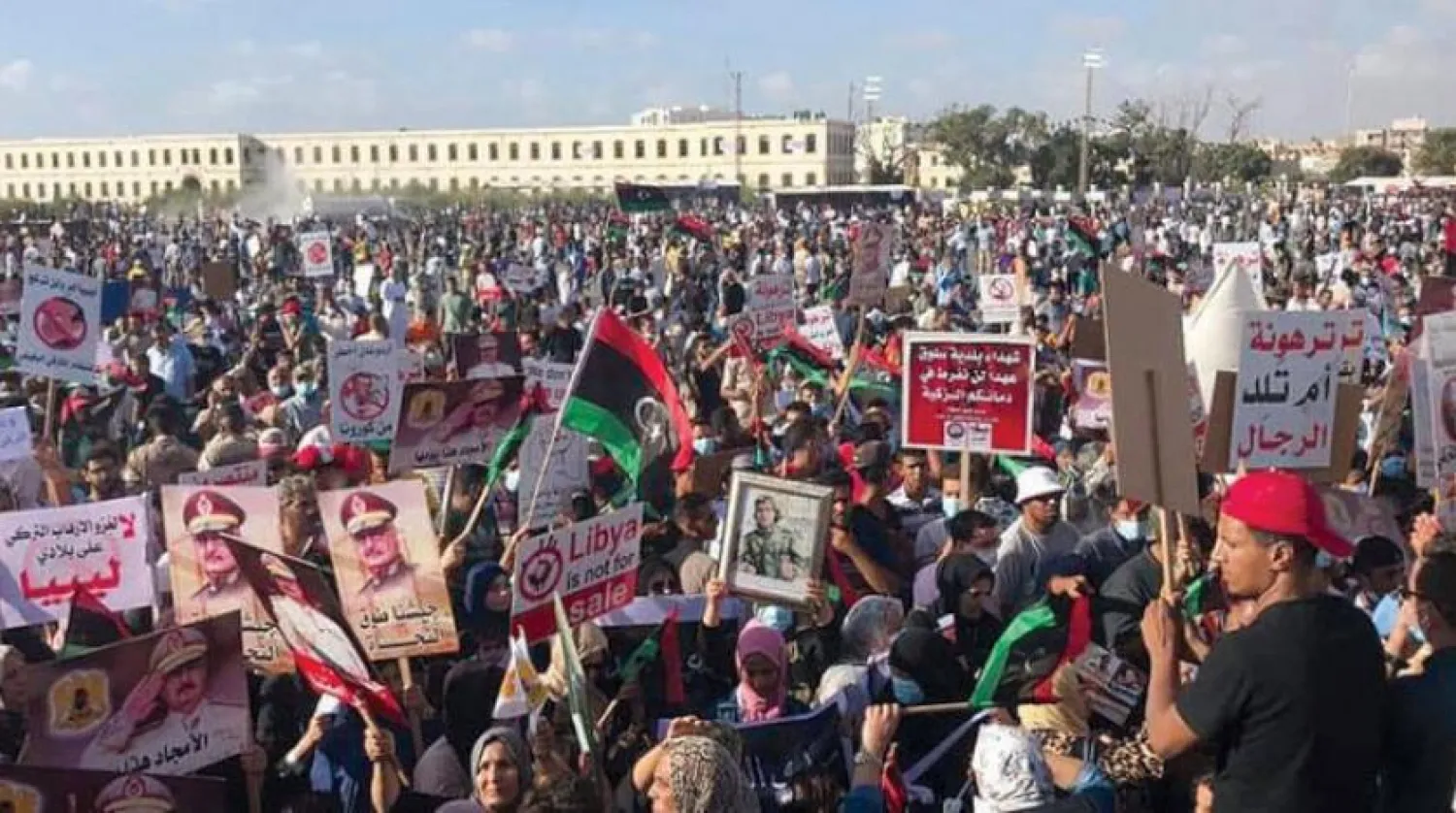 Başkent Trablus’un güneybatısındaki el-Vatiyye üssü (Reuters)