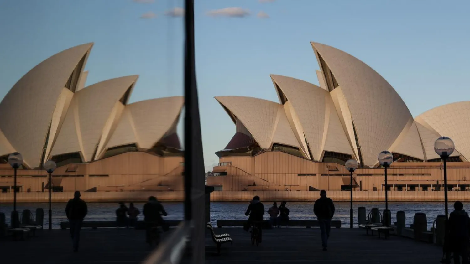 The Sydney Opera House is seen following the easing of restrictions implemented to curb the spread of the COVID-19 in Sydney, Australia, June 23, 2020. /Reuters