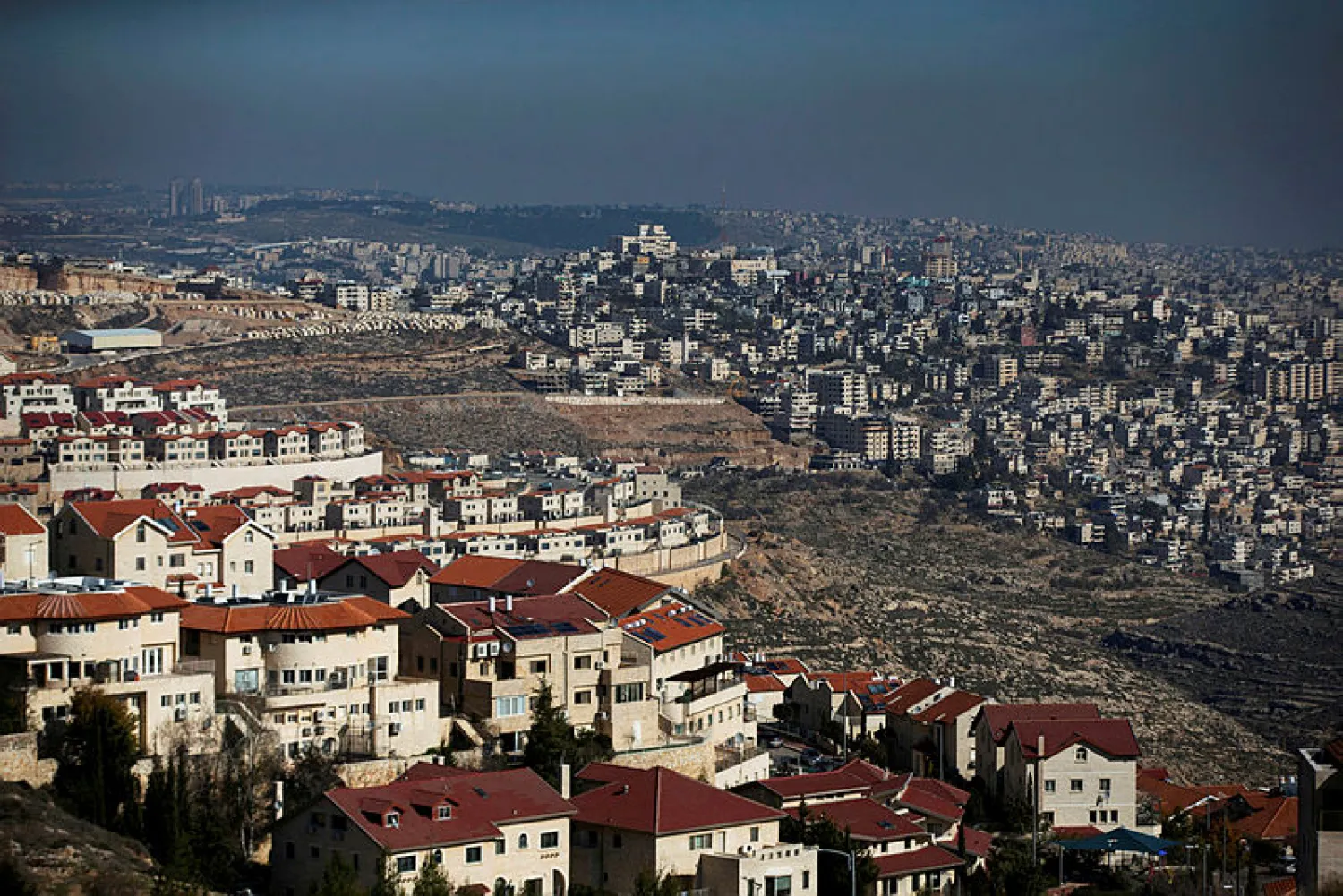 The Jewish community of Efrat in the Gush Etzion bloc with the Palestinian city of Bethlehem in the background, January 28, 2020. Reuters/Ronen Zvulun