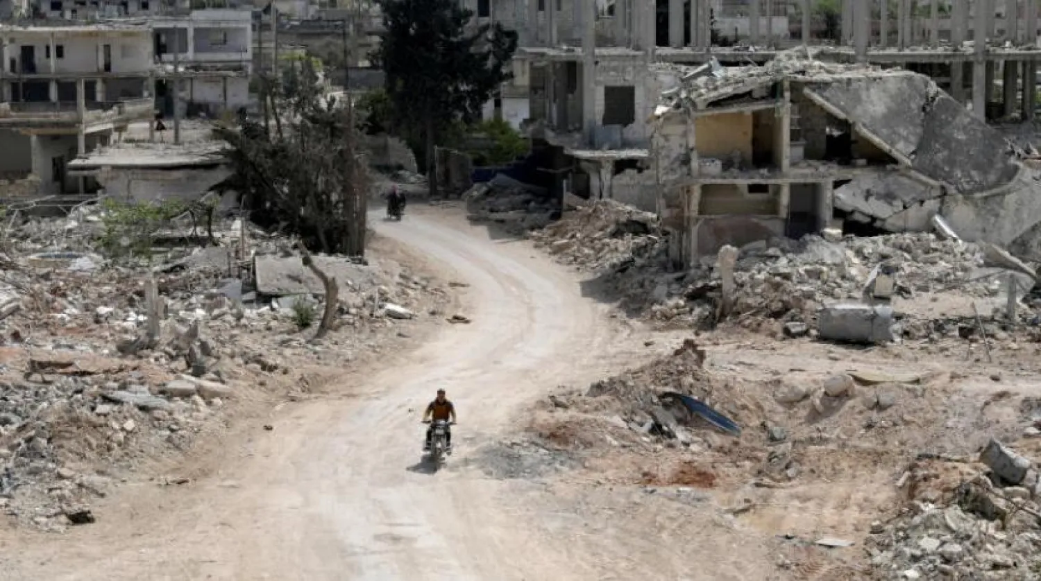 ساختمان‌های ویران شده در روستای النیرب در حومه ادلب (رویترز)