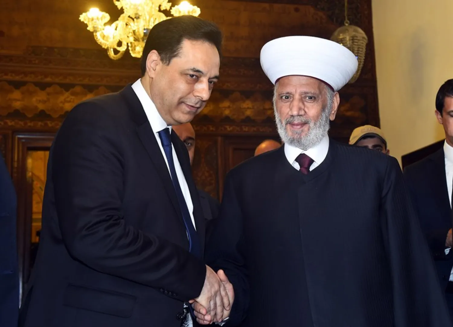 Lebanese PM Hassan Diab visited the Mufti of the Lebanese Republic, Sheikh Abdel-Latif Derian, at Dar Al-Fatwa on Saturday (NNA)
