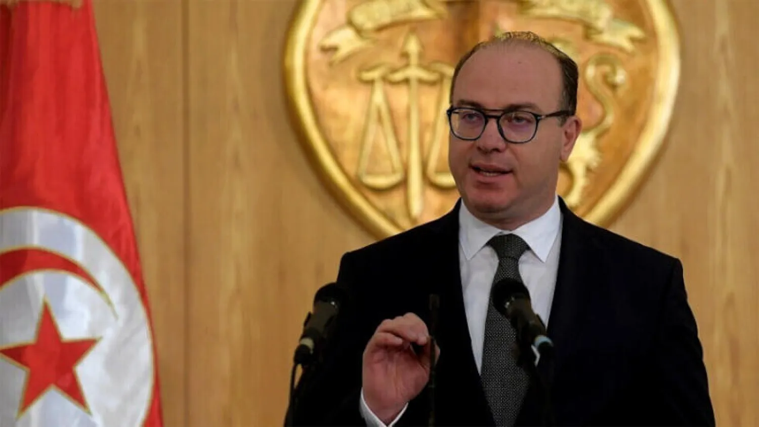 تحرك «النهضة» لتغيير الحكومة يلقى رفضاً من رئيس تونس