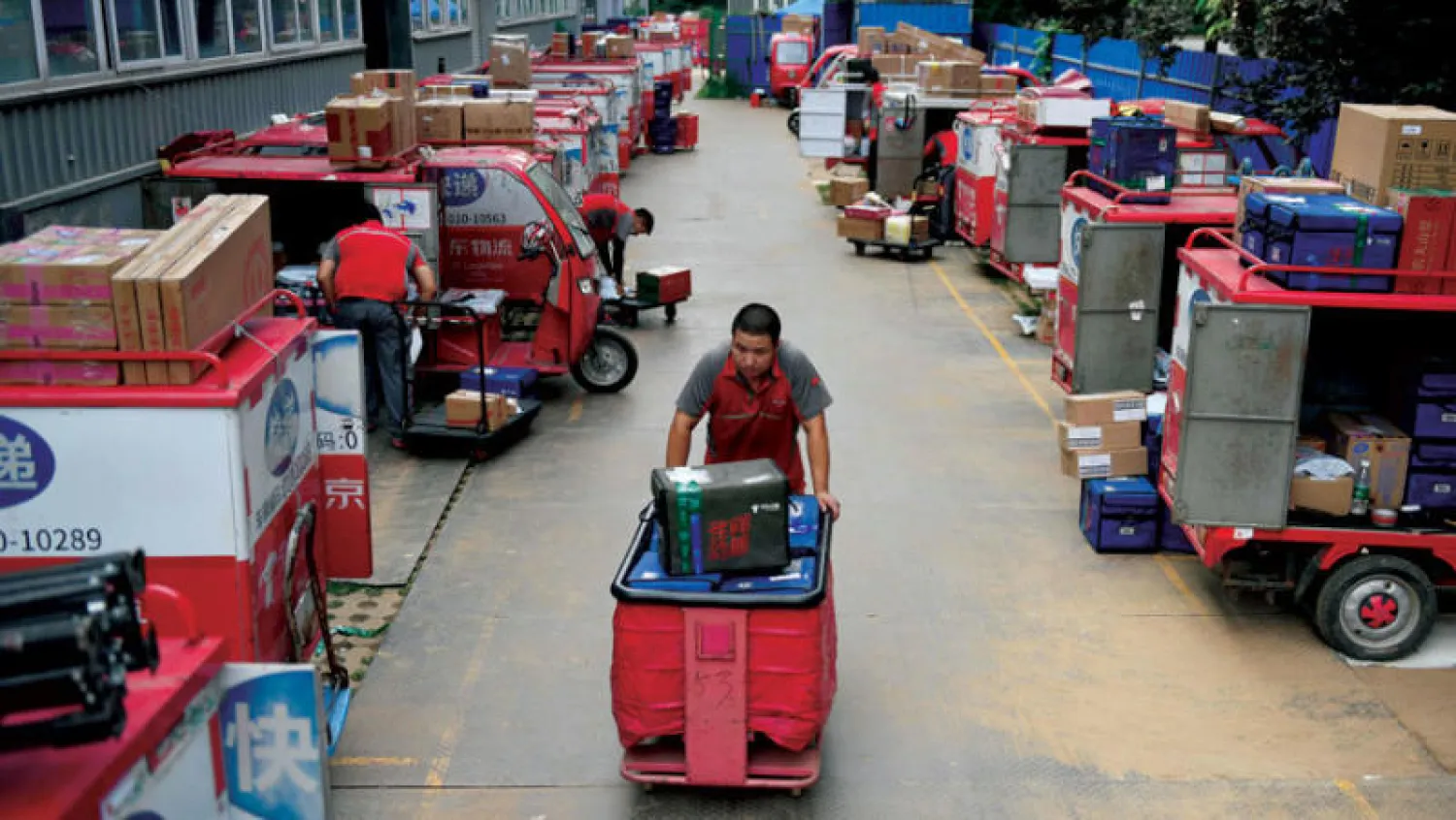 حقق إجمالي الناتج الداخلي الصيني ارتفاعا بنسبة 3.2% في الفصل الثاني من السنة (أ ف ب)