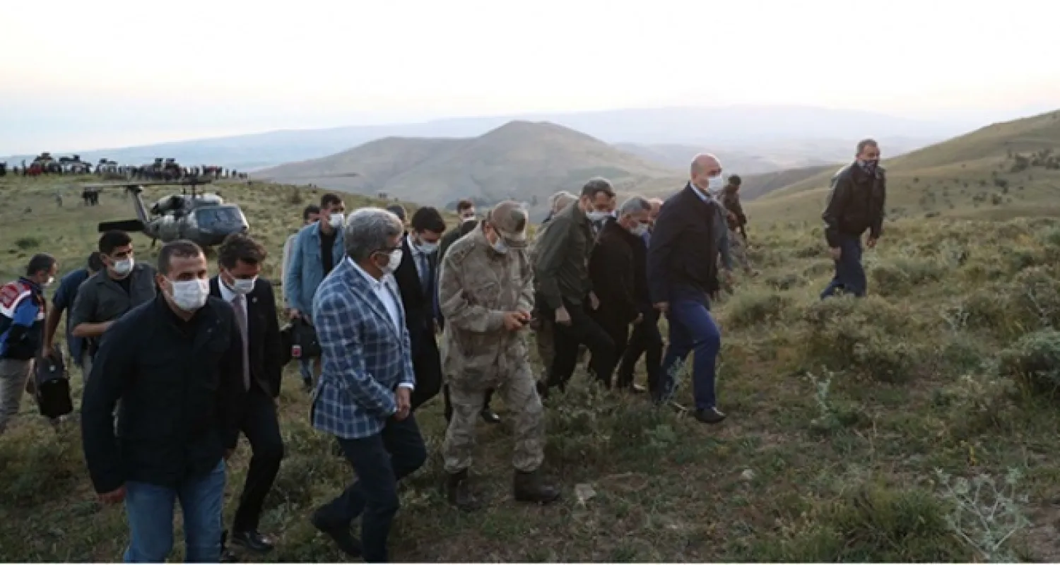 İçişleri Bakanı Soylu kaza yerinde incelemelerde bulundu