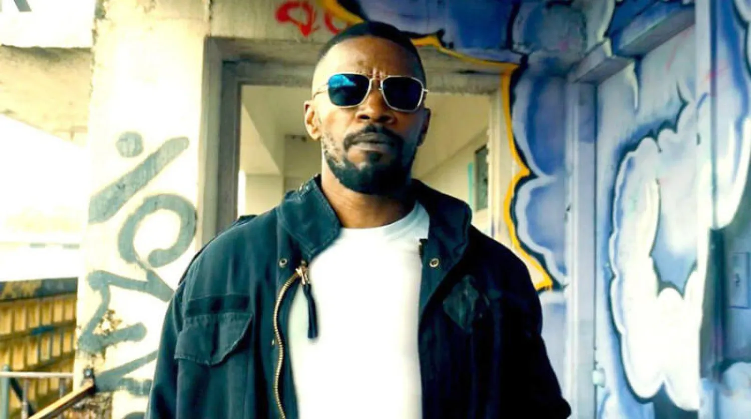 جايمي فوكس في لقطة من فيلمه الجديد {بروجكت باور}