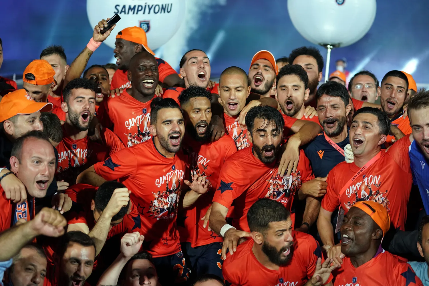 Son düdükle Başakşehir'de büyük coşku