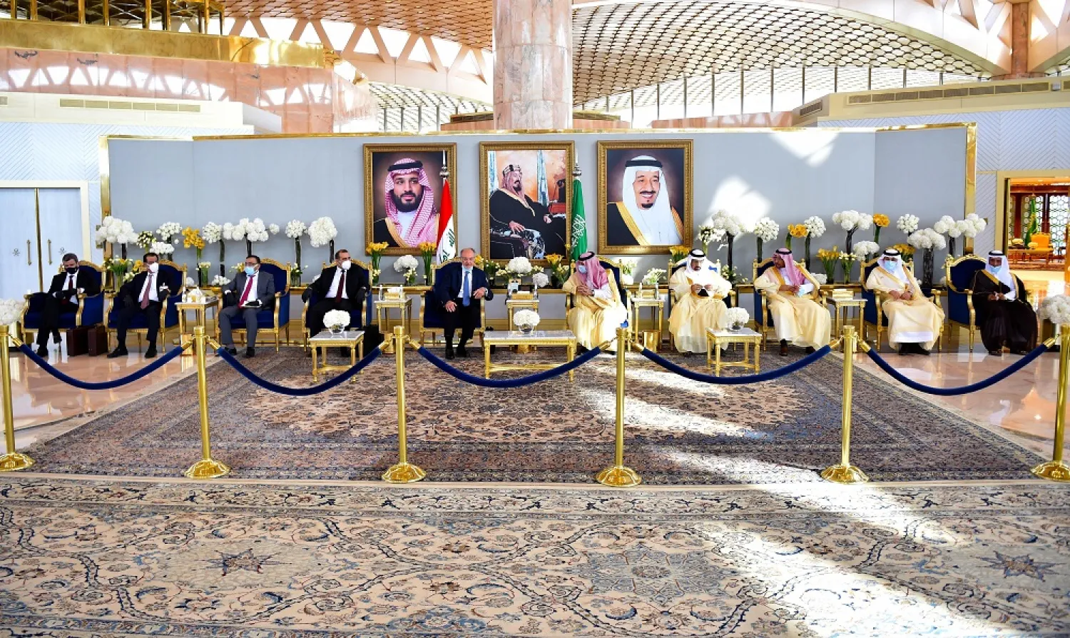 A high ranking Iraqi delegation arrives in Saudi Arabia. (SPA)